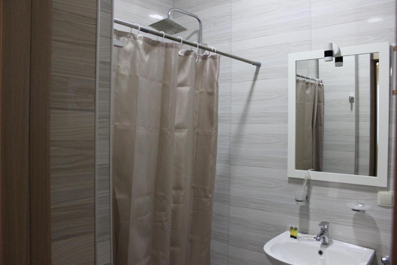 טביליסי Family Hotel Triston מראה חיצוני תמונה