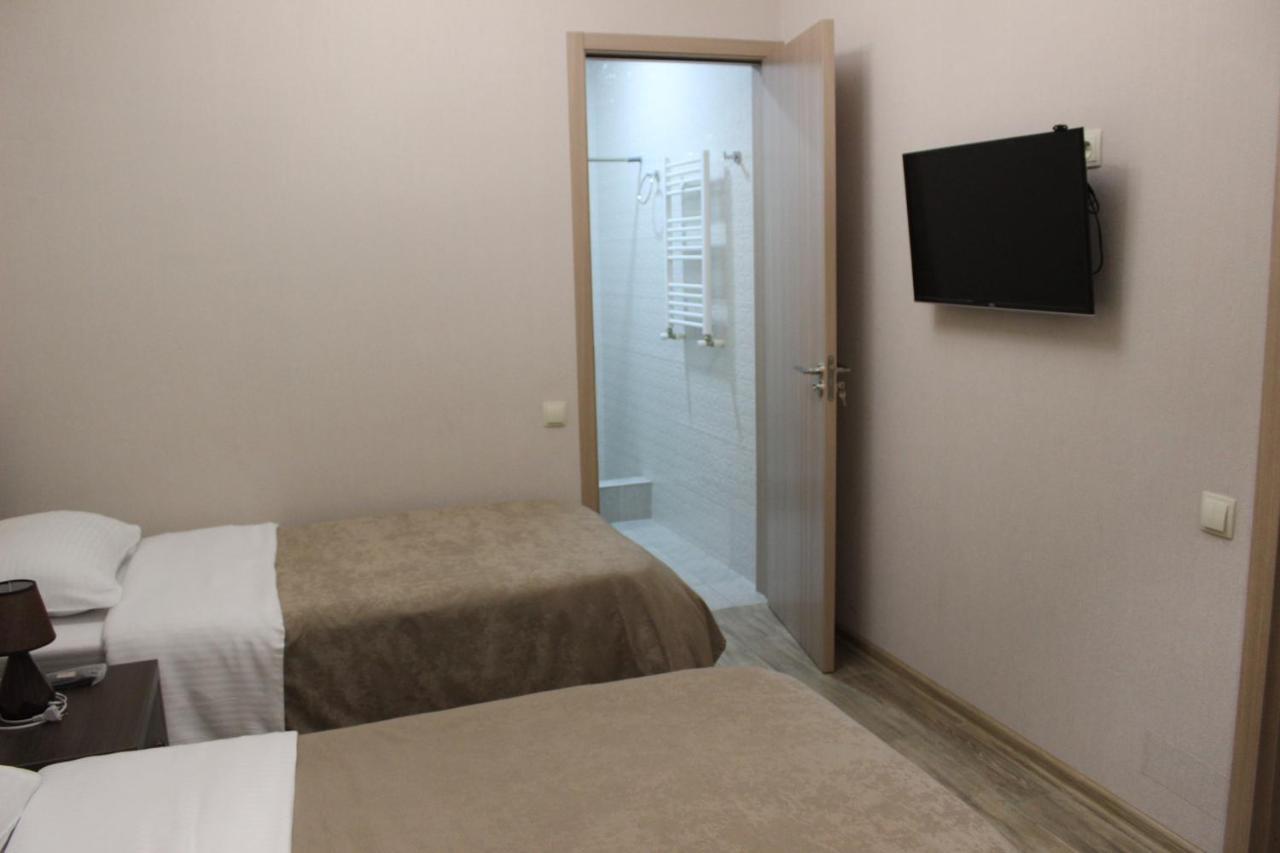 טביליסי Family Hotel Triston מראה חיצוני תמונה