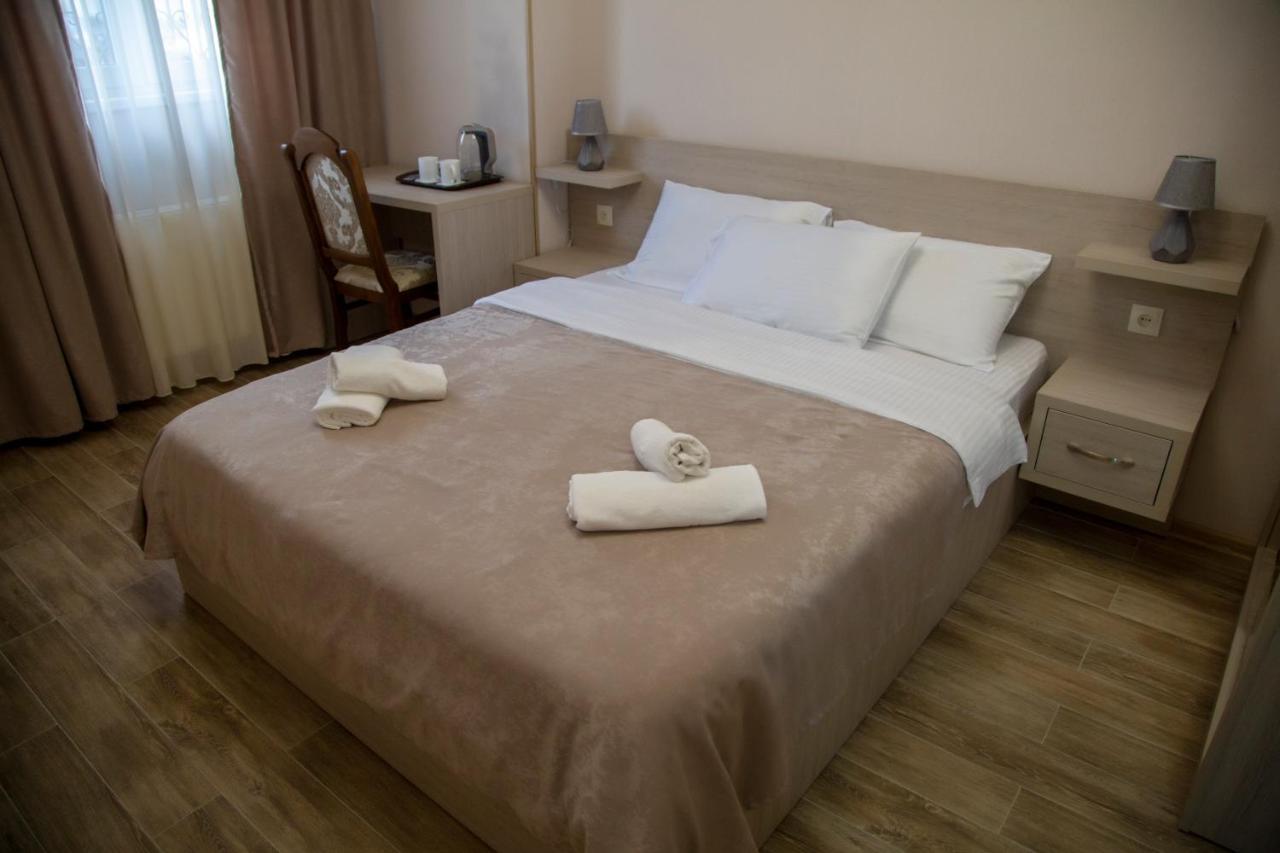 טביליסי Family Hotel Triston מראה חיצוני תמונה