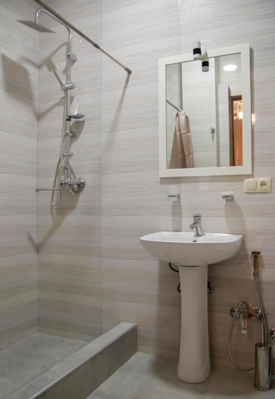 טביליסי Family Hotel Triston מראה חיצוני תמונה