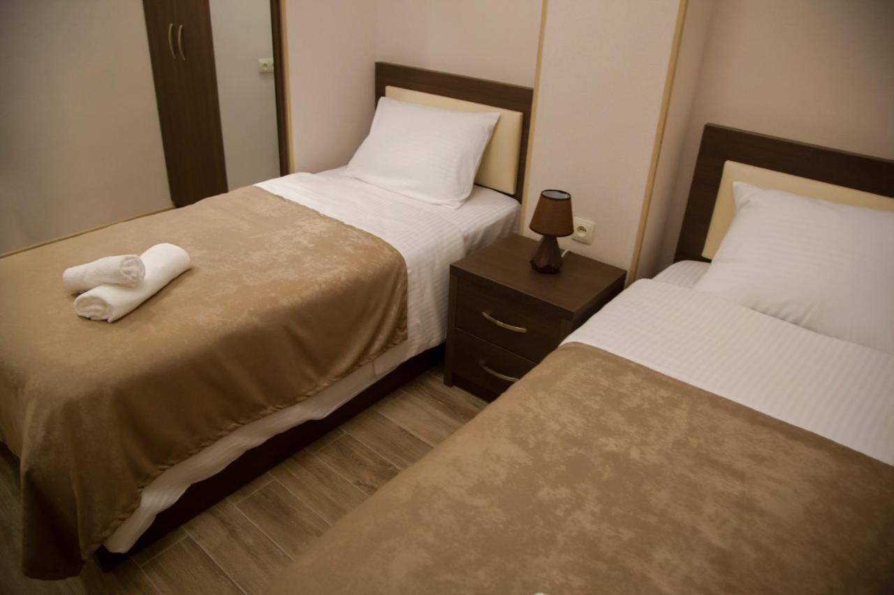 טביליסי Family Hotel Triston מראה חיצוני תמונה